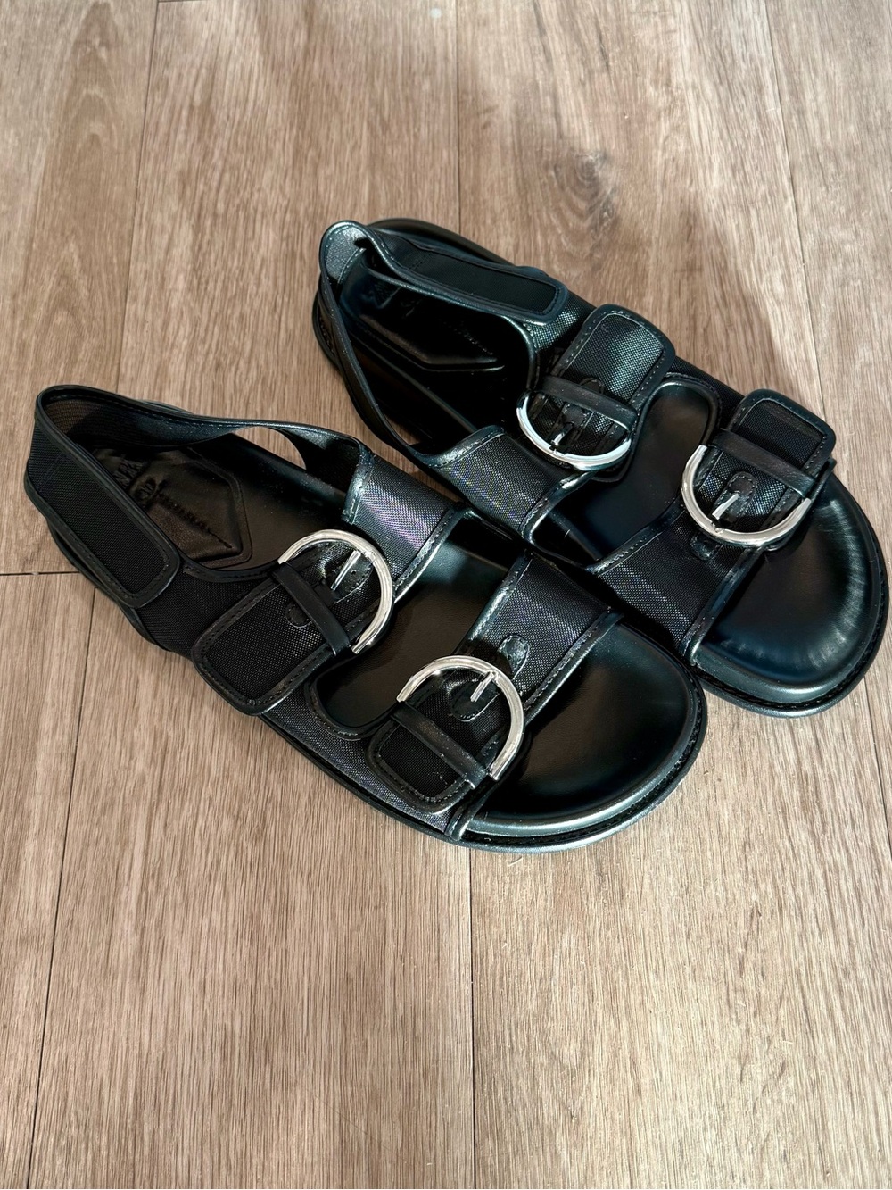 New w/out tags Zara Black Silver Buckle Sport Sandals